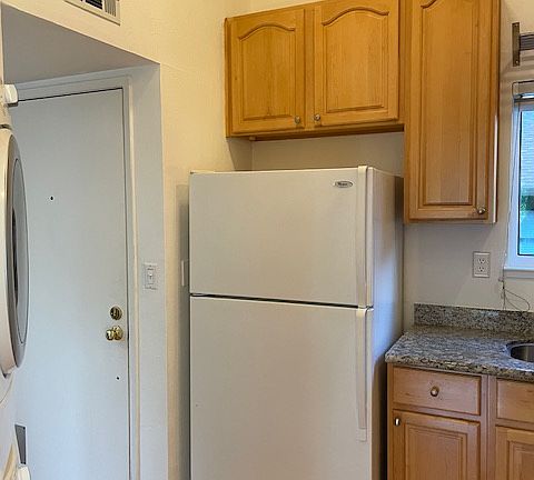 Front door entry into the kitchen
