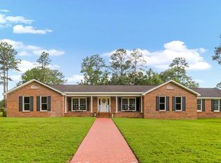 1204 Cambridge Rd, Dothan, AL 36305