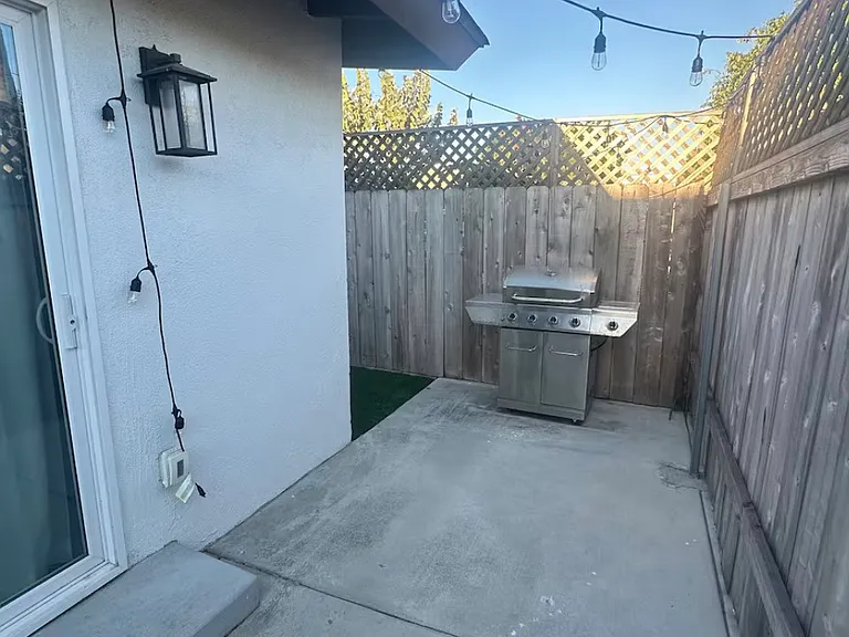 1229 Center Ave — Photo 34