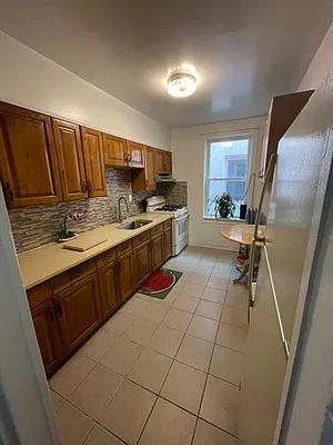 Rented by ABCO Commercial Properties, LLC | media 15