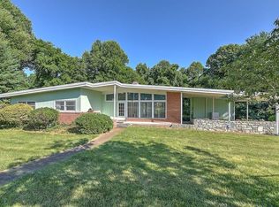 4616 Old Stage Rd, Kingsport, TN 37664