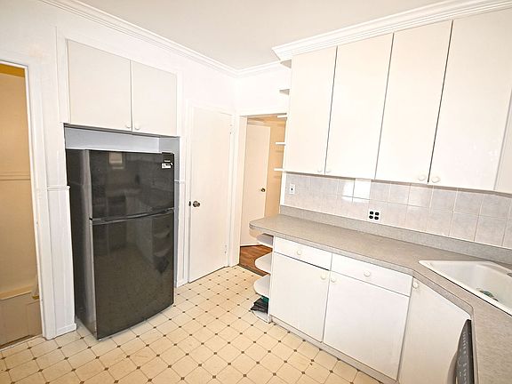 3rd image of 87-29 69th Ave #1