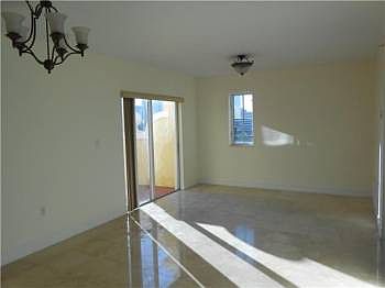 4th image of 322 Madeira Ave APT 502