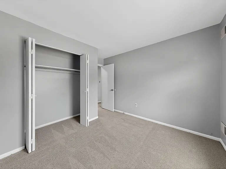 31 N Skyward Dr — Photo 11