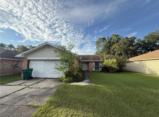 224 S Queens Dr, Slidell, LA 70458
