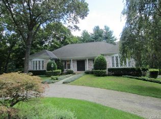 14 Sunswyck Rd, Darien, CT 06820