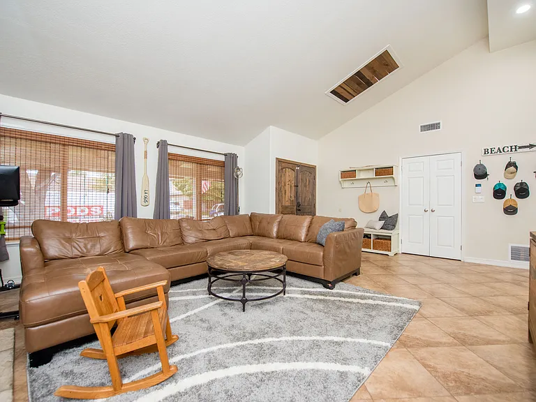 9862 Chance Cir — Photo 7