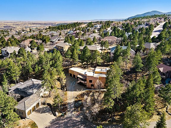 4th image of 411 Darlington Way