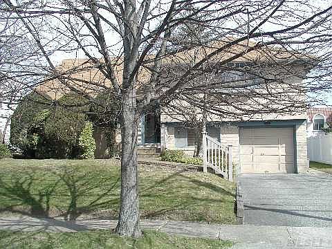 1st image of 3433 Lawrence Ave