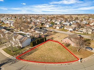 6122 Prairie Stream Way, Columbus, IN 47203