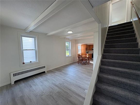 3rd image of 119 E Washington St