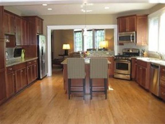 5th image of 13900 S Park Blvd Unit 7