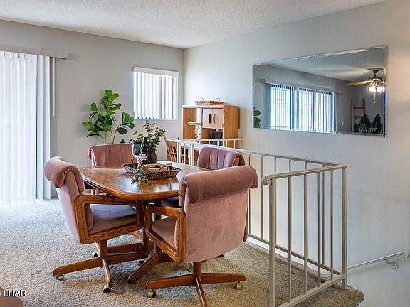 3rd image of 2121 Magnolia Dr APT 17