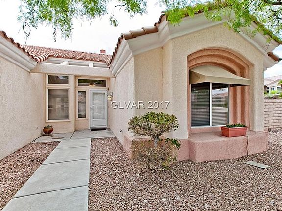 3rd image of 3033 Treesdale Dr