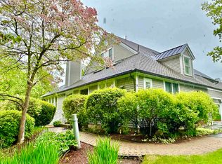 19 Goldfinch Ln, Nashua, NH 03062