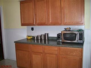 3rd image of 10407 Saint Robert Ln