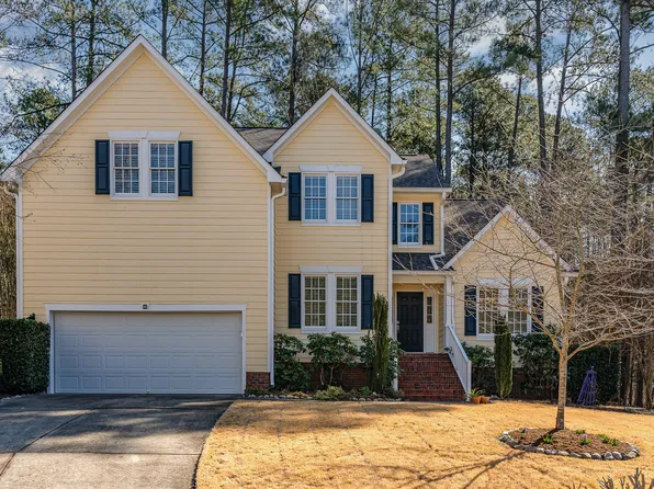 5 Coach Ter, Durham, NC 27713