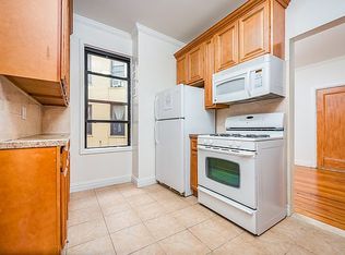 35-25 33rd St #1F, Astoria, NY 11106