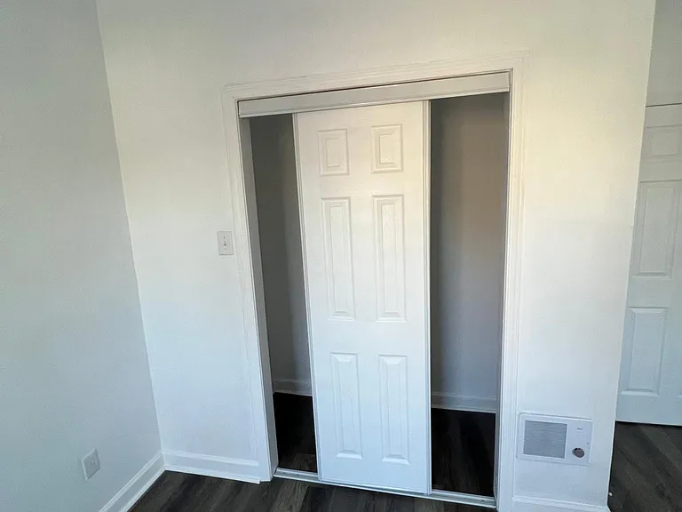 1225 N 54th St #2 — Photo 6