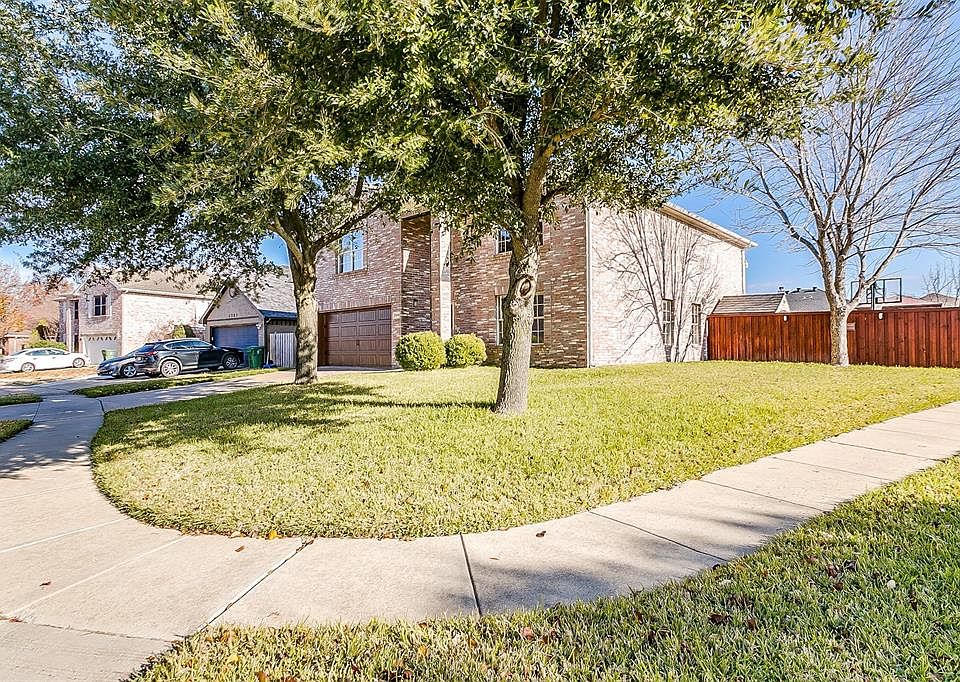 1st image of 2300 Montego Dr