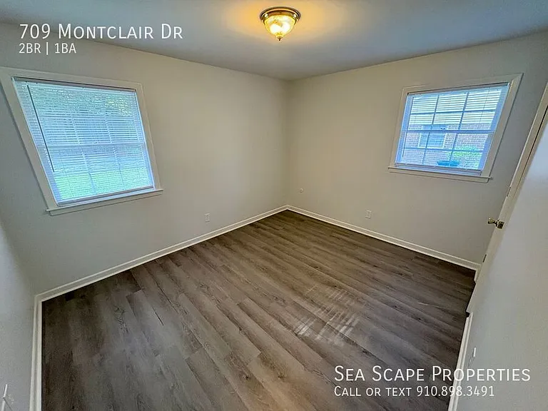 709 Montclair Dr — Photo 9
