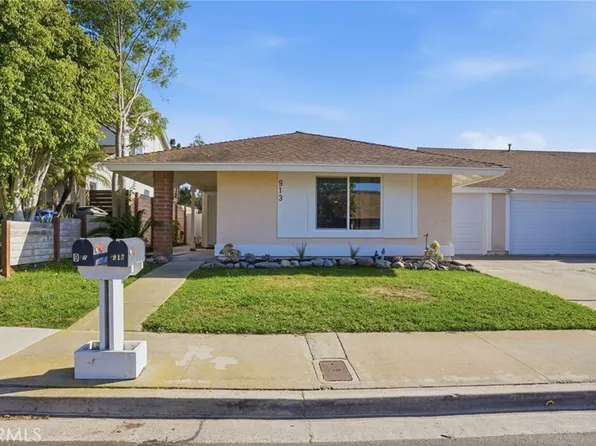 913 Woodlake Dr, Cardiff, CA 92007