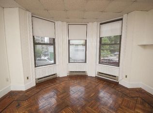 860 Beacon St #8, Boston, MA 02215