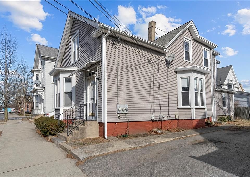 223 Gano St, Providence, RI 02906 | Zillow