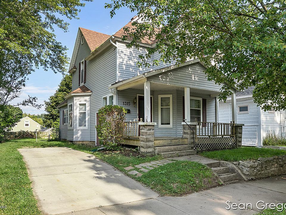 1st image of 1315 Portland Ave NE