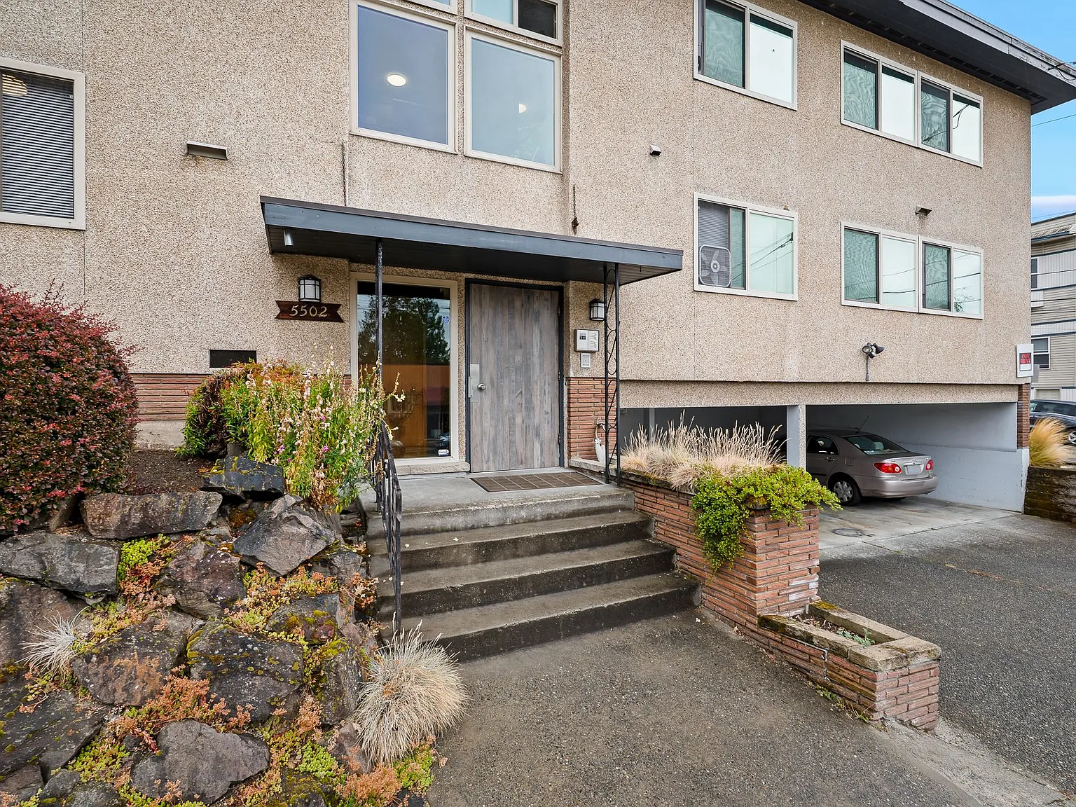 Lee Ann Apartments — Photo 1