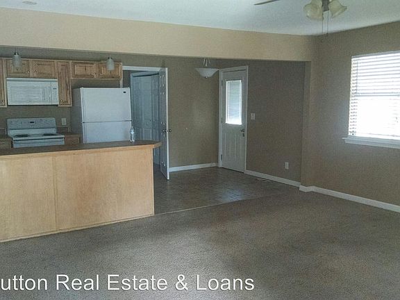 4th image of 1829 Sunset Dr