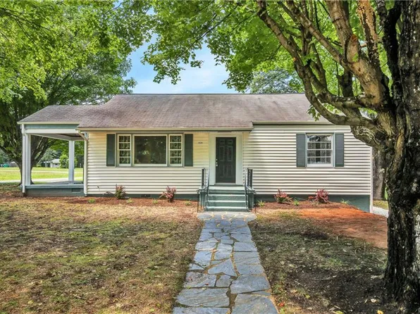 21520 Robertson Ave, South Chesterfield, VA 23803