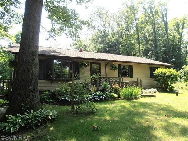 1st image of 23589 Fosdick St
