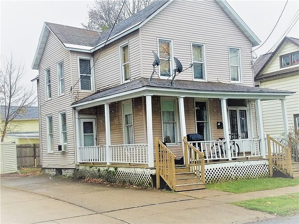2nd image of 6 Gaylord St