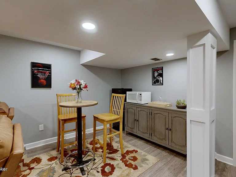 9916 Spring Gate Dr — Photo 21