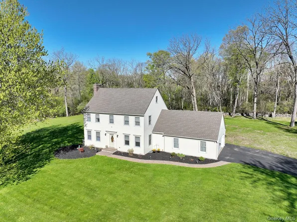 1051 Ridgebury Road, New Hampton, NY 10958