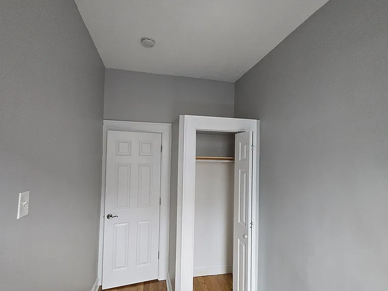 284 3rd St #AD — Photo 6