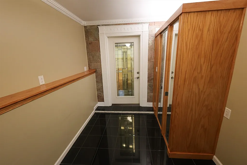 1 bed, 1.0 bath, 600 sqft, $2,550 — Photo 2