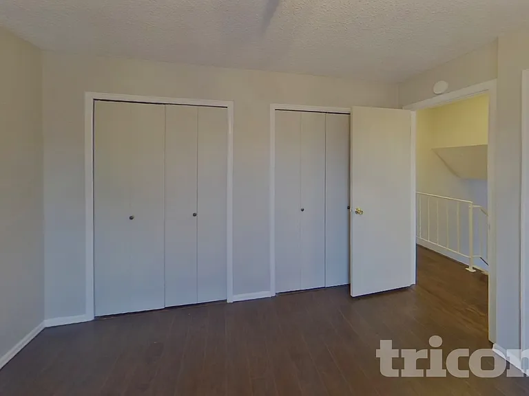 6845 Parkridge Ct — Photo 7