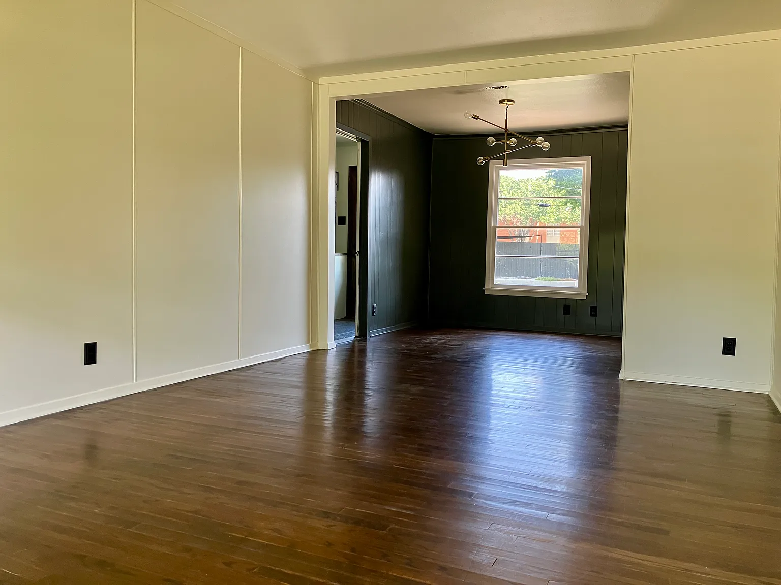 3 bed, 1517 sqft, $2,200 — Photo 2