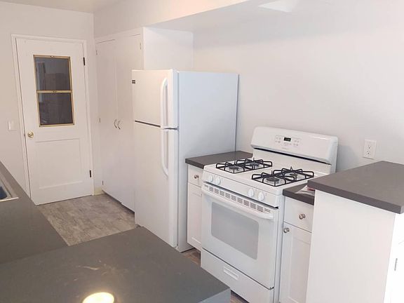 4th image of 1444 Berkeley St APT A