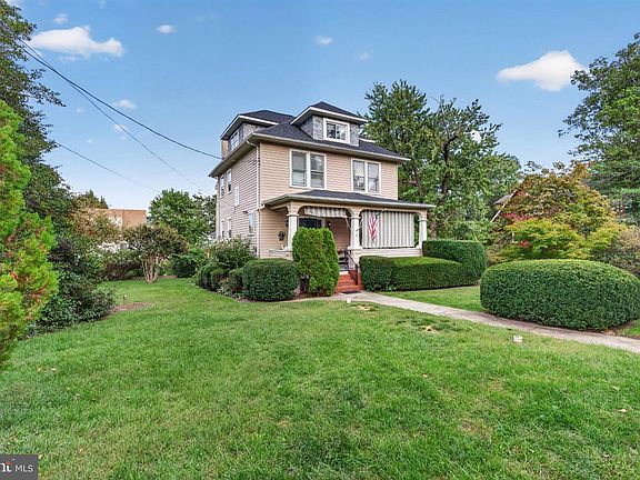 2nd image of 17 Delrey Ave
