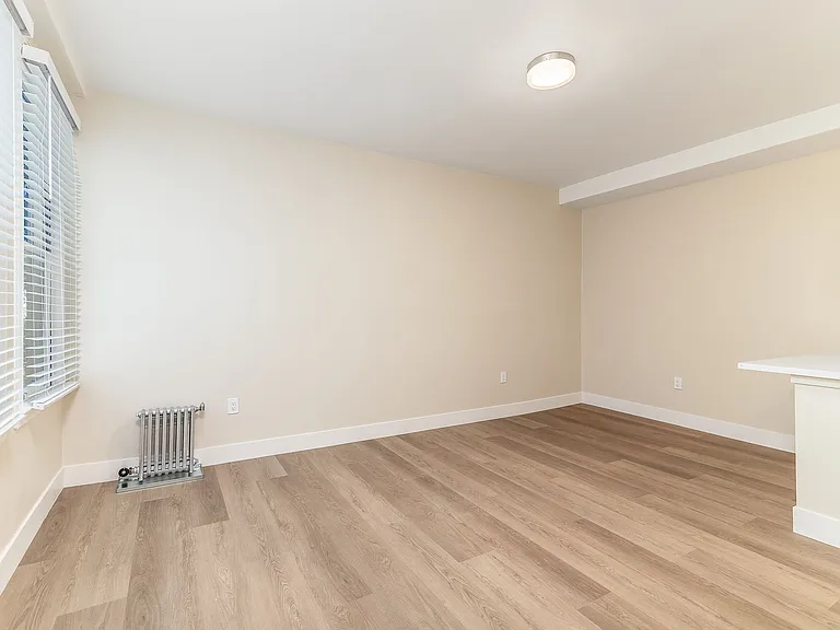 1835 Vallejo — Photo 31