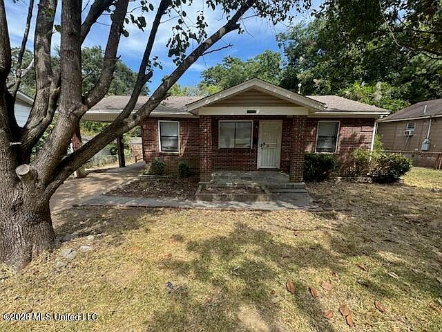 1st image of 3752 Bishop Ave