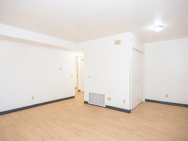 2026 S Orchard Dr — Photo 7