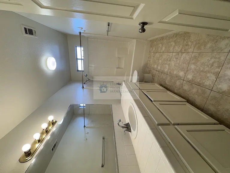 135 Decatur Ave — Photo 7