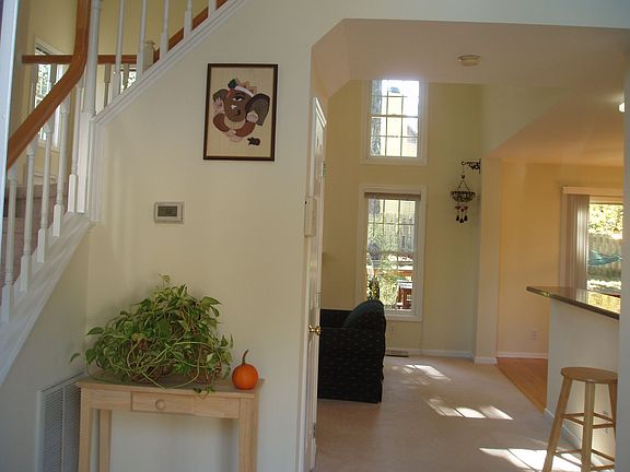 Foyer to Family room