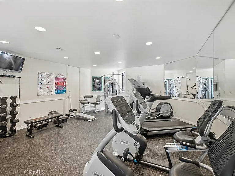 5305 White Oak Ave #D — Photo 29