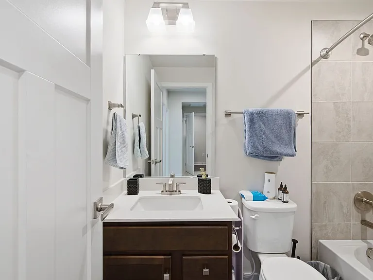 212 Matisse Pl — Photo 15