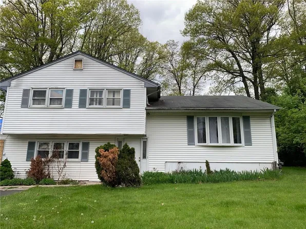 25 Trinity Avenue, Spring Valley, NY 10977